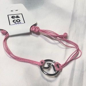 🌊🆕 O & Co wave pink and silver adjustable bracelet